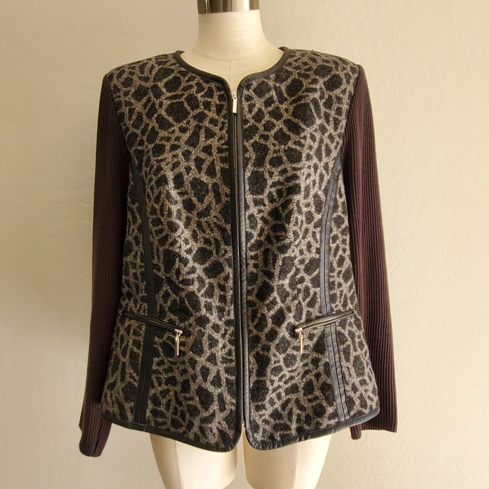 Peter Nygard Black and Gray Patterned Blazer